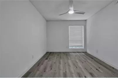 5641 Kingsport Drive #8, Atlanta, GA 30342 - Photo 20