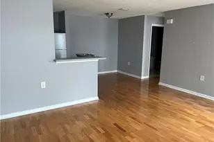 612 Granville Ct, Atlanta, GA 30328 - Photo 4