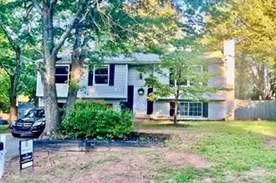 10415 Plantation Bridge Dr, Alpharetta, GA 30022 - Photo 1