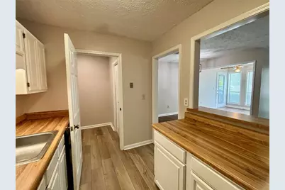 3841 Woodridge Way, Tucker, GA 30084 - Photo 8