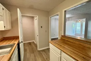 3841 Woodridge Way, Tucker, GA 30084 - Photo 8