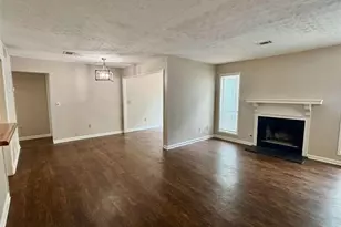 3841 Woodridge Way, Tucker, GA 30084 - Photo 4