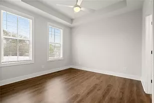 146 Chestnut Cir, Atlanta, GA 30342 - Photo 8