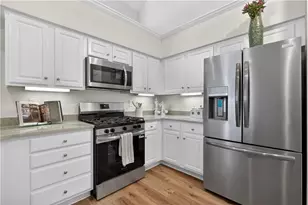 303 Village Ln, Roswell, GA 30075 - Photo 24