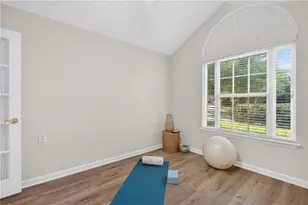 303 Village Ln, Roswell, GA 30075 - Photo 32