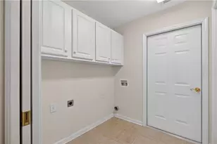 303 Village Ln, Roswell, GA 30075 - Photo 46