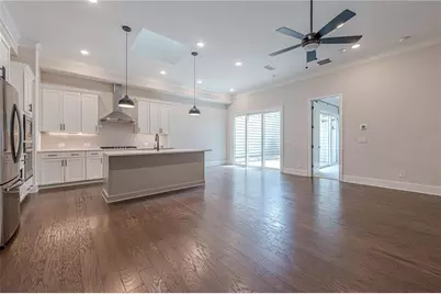 121 Village Green Avenue, Woodstock, GA 30189 - Photo 4