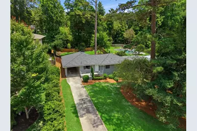 1447 Brook Valley Lane NE, Atlanta, GA 30324 - Photo 2