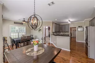 130 Victor Ln, Fayetteville, GA 30214 - Photo 10