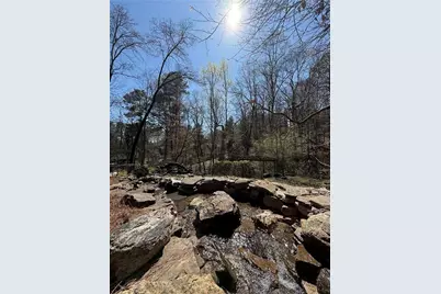 7300 Chattahoochee Bluff Drive, Atlanta, GA 30350 - Photo 26