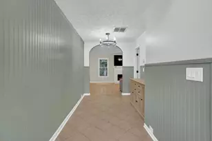8011 Huntcliff Rd, Woodstock, GA 30189 - Photo 2
