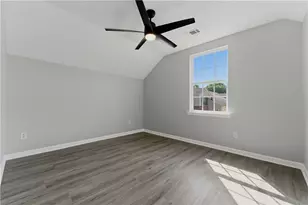 298 Hiawassee Dr, Woodstock, GA 30188 - Photo 22