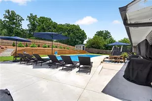 177 Mechelle Ln, Marietta, GA 30066 - Photo 2