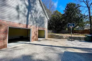 1721 Emerson Ct, Marietta, GA 30062 - Photo 38