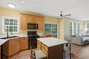 4050 Shelby Ln, Cumming, GA 30041 - Photo 16
