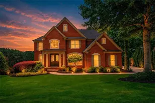 5140 Harbury Ln, Suwanee, GA 30024 - Photo 2