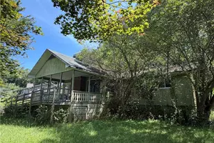 738 Hiawassee Estates, Hiawassee, GA 30546 - Photo 2