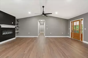 2513 N Carroll Ct, Villa Rica, GA 30180 - Photo 10