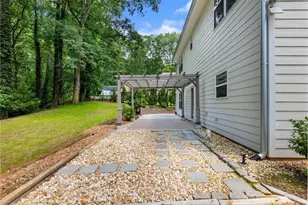 6351 Blackjack Rd, Flowery Branch, GA 30542 - Photo 38