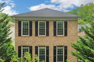 1452 Sylvan Circle, Brookhaven, GA 30319 - Photo 2