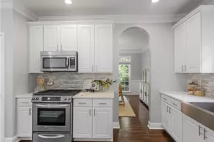 1452 Sylvan Cir NE, Atlanta, GA 30319 - Photo 20