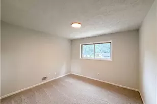 3630 Creekview Cir, College Park, GA 30349 - Photo 4