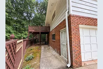 3630 Creekview Circle, College Park, GA 30349 - Photo 16