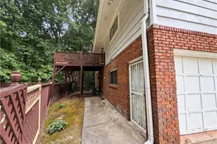3630 Creekview Cir, College Park, GA 30349 - Photo 16