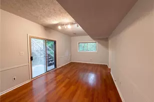 3630 Creekview Cir, College Park, GA 30349 - Photo 8