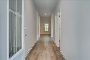 2525 Dixon Pl, Lawrenceville, GA 30045 - Photo 4
