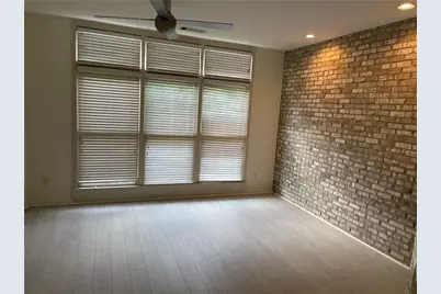 1325 Peachtree View NE, Brookhaven, GA 30319 - Photo 8