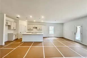 5444 Hargrove Way, Flowery Branch, GA 30542 - Photo 6