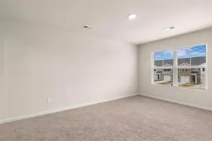 2052 Crossing Rd, Stone Mountain, GA 30088 - Photo 14