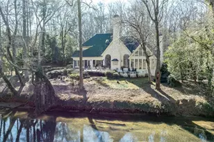 325 Riverhall Ct, Sandy Springs, GA 30350 - Photo 4