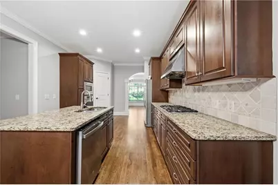 722 Iroquois Drive NE, Marietta, GA 30060 - Photo 6