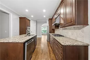 722 Iroquois Dr NE, Marietta, GA 30060 - Photo 6