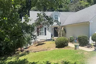 4724 Melbourne Trail, Flowery Branch, GA 30542 - Photo 1