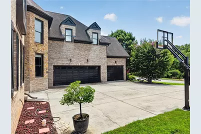 585 Settles Brook Court, Suwanee, GA 30024 - Photo 2