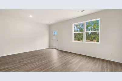 2054 Crossing Rd, Stone Mountain, GA 30088 - Photo 10