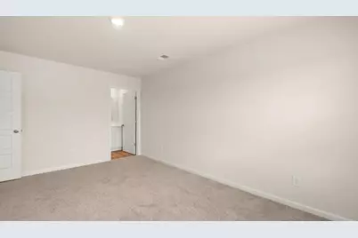 2054 Crossing Rd, Stone Mountain, GA 30088 - Photo 16