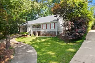 4002 Sundown Dr, Gainesville, GA 30506 - Photo 6