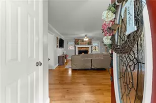 4002 Sundown Dr, Gainesville, GA 30506 - Photo 10