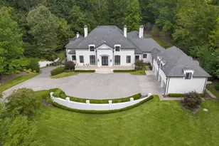 997 Davis Dr, Atlanta, GA 30327 - Photo 80