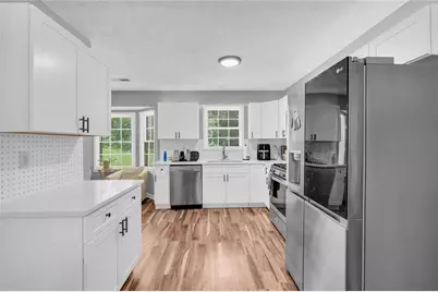 3992 Wrexham Drive, Snellville, GA 30039 - Photo 10