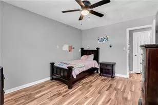 3992 Wrexham Dr, Snellville, GA 30039 - Photo 16