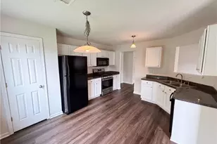 108 Legend Creek Dr, Canton, GA 30114 - Photo 2