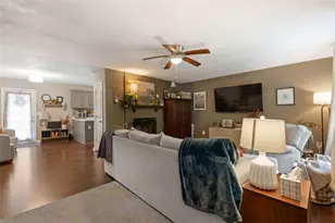 259 Cypress Cir, Carrollton, GA 30117 - Photo 8