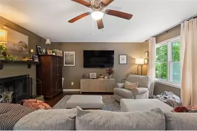 259 Cypress Circle, Carrollton, GA 30117 - Photo 10