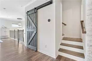 1049 Brandsford St NW, Atlanta, GA 30318 - Photo 18