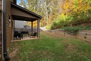 4142 Woodland Park Dr SW, Atlanta, GA 30331 - Photo 22